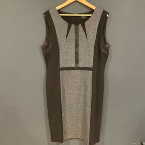 Tahari sheath dress size 16 black gray zipper detail